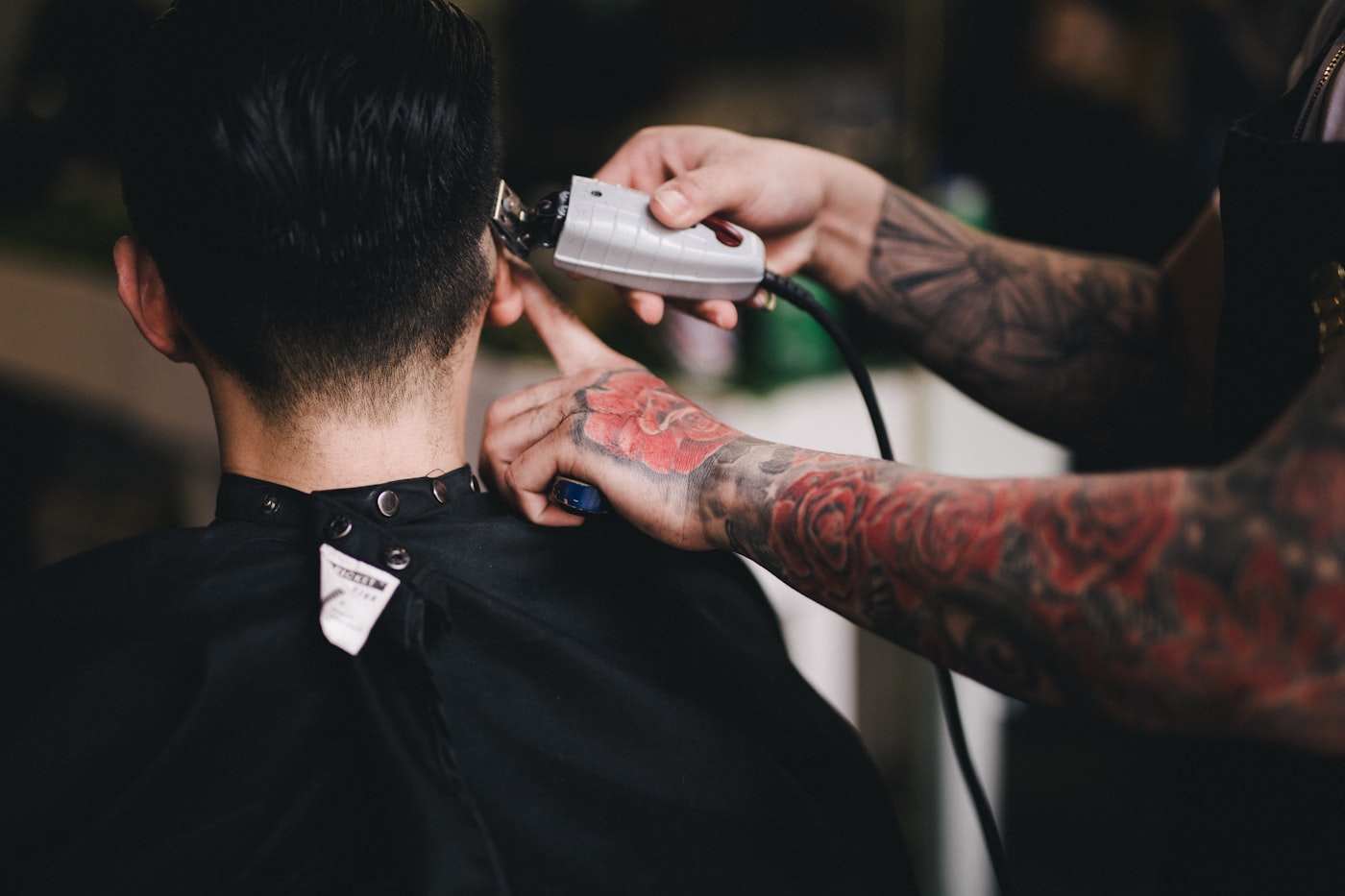 Barber scissors and comb